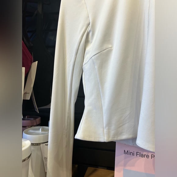 NWT Lululemon Tight Fit Cropped Long Sleeve - Picture 9 of 12